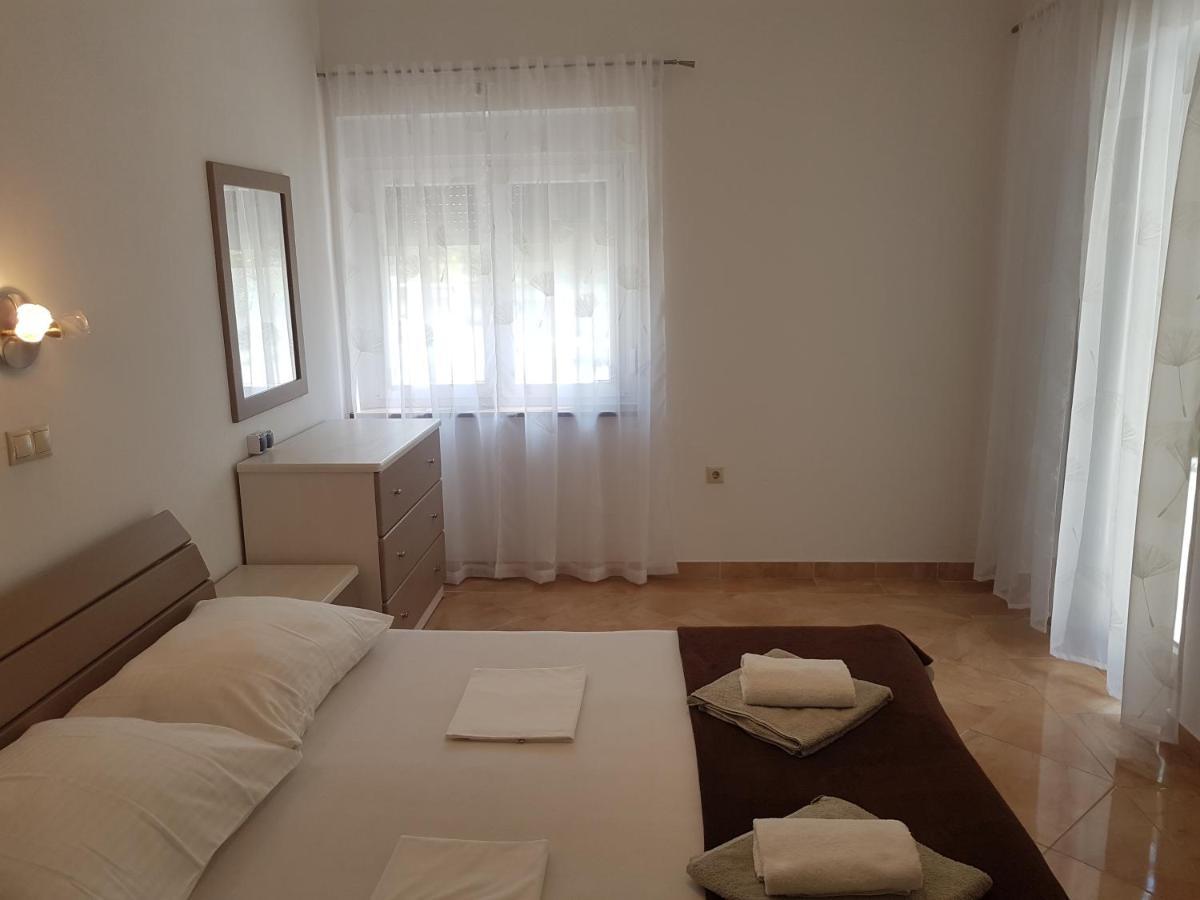 Apartments Andrea II Baska  Exterior photo